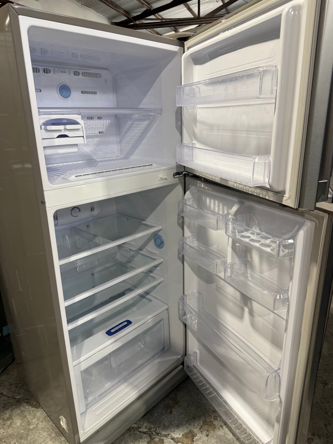Second hand Samsung SR428MLS 431L top mount refrigerator - Second Hand Appliances Geebung