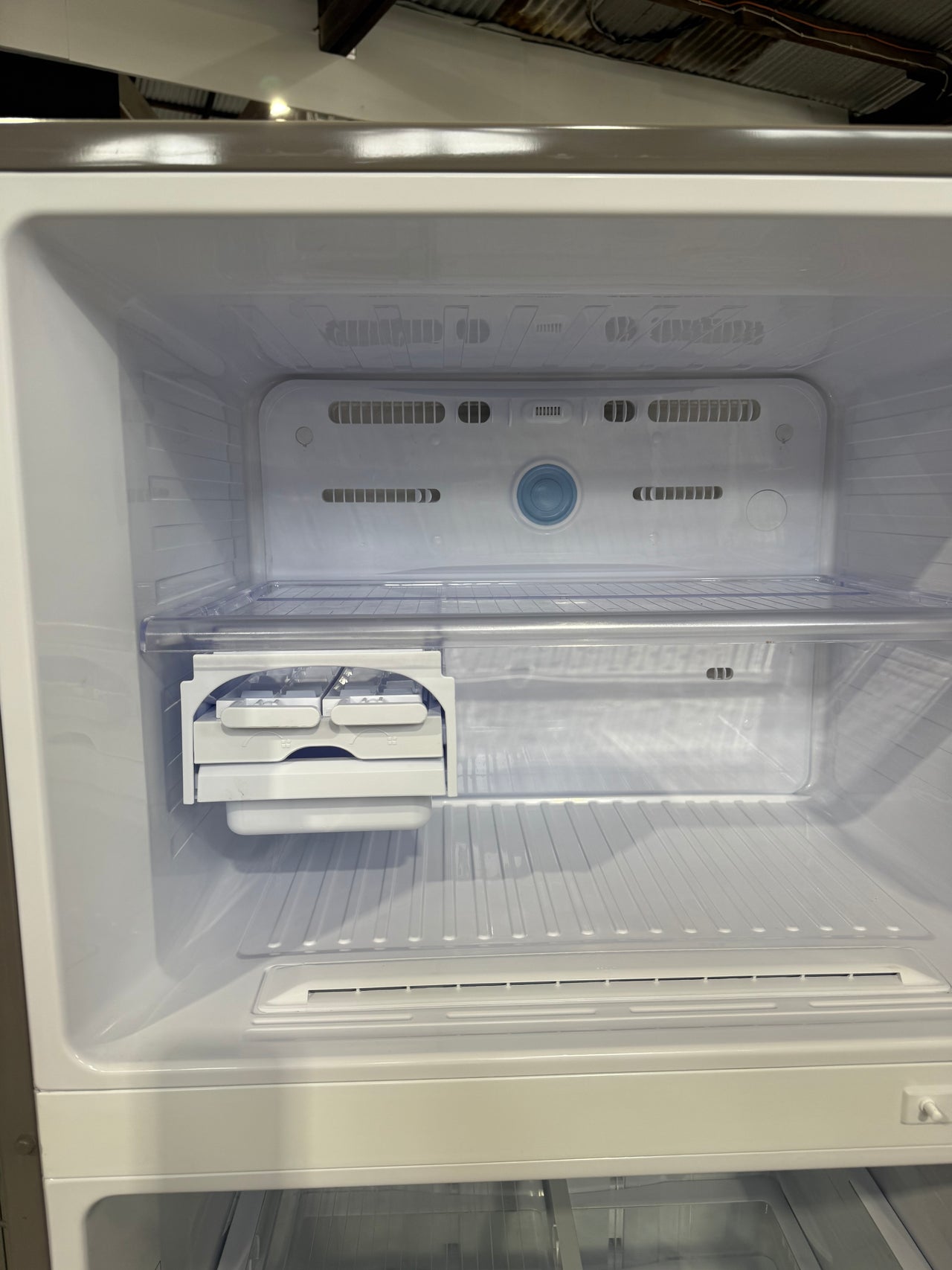 Second hand Samsung SR428MLS 431L top mount refrigerator - Second Hand Appliances Geebung