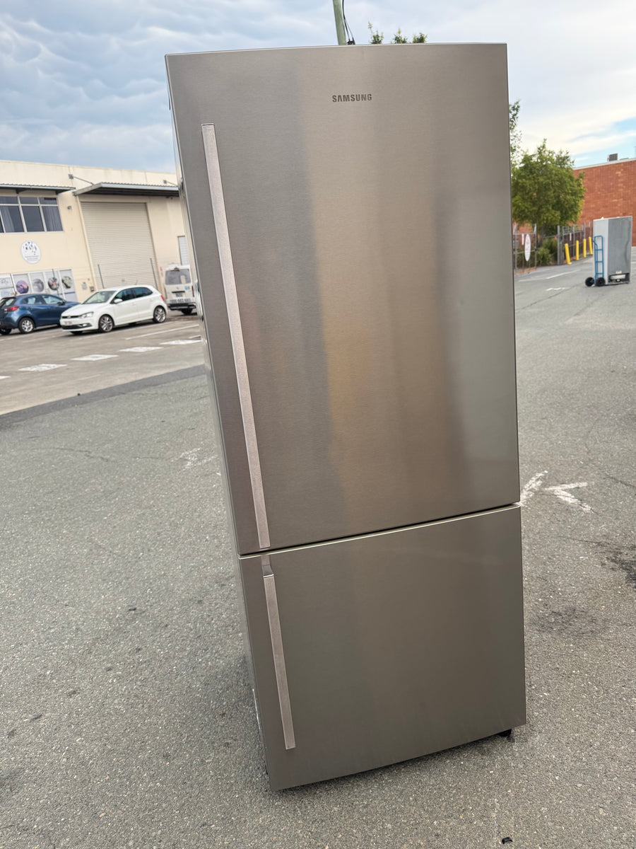 Second hand Samsung SRL450ELS 450L Bottom Mount Fridge - Second Hand Appliances Geebung