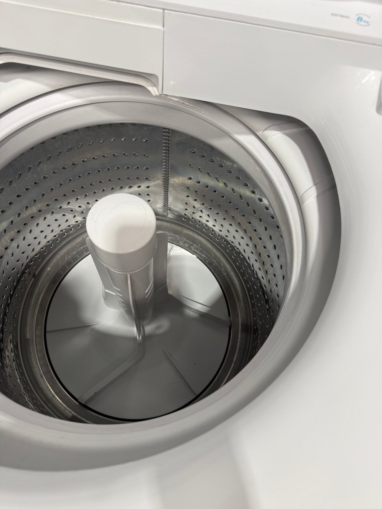 Second hand Simpson 8kg Top Load Washing Machine – SWT8043 - Second Hand Appliances Geebung