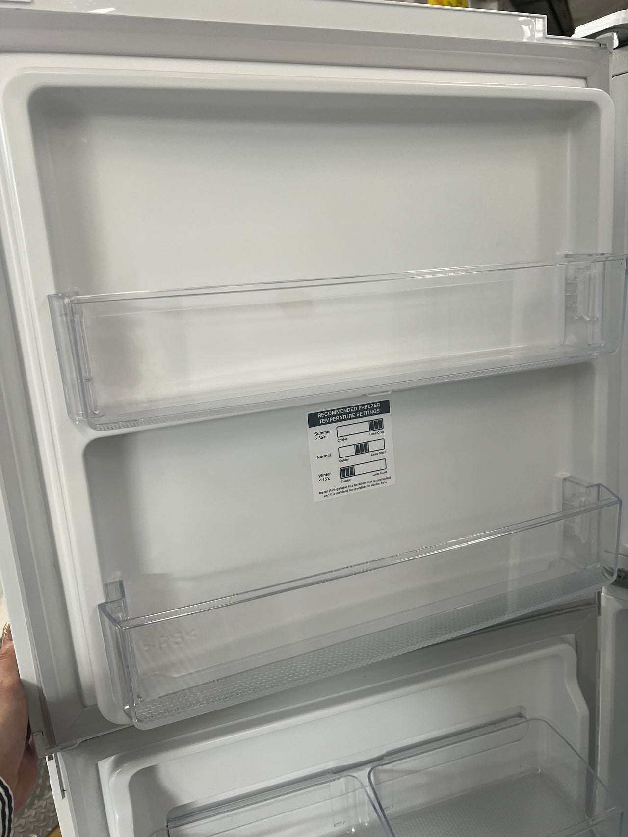 Second hand WESTINGHOUSE 225L WHITE TOP MOUNT REFRIGERATOR  Model: WTB2500WH - Second Hand Appliances Geebung