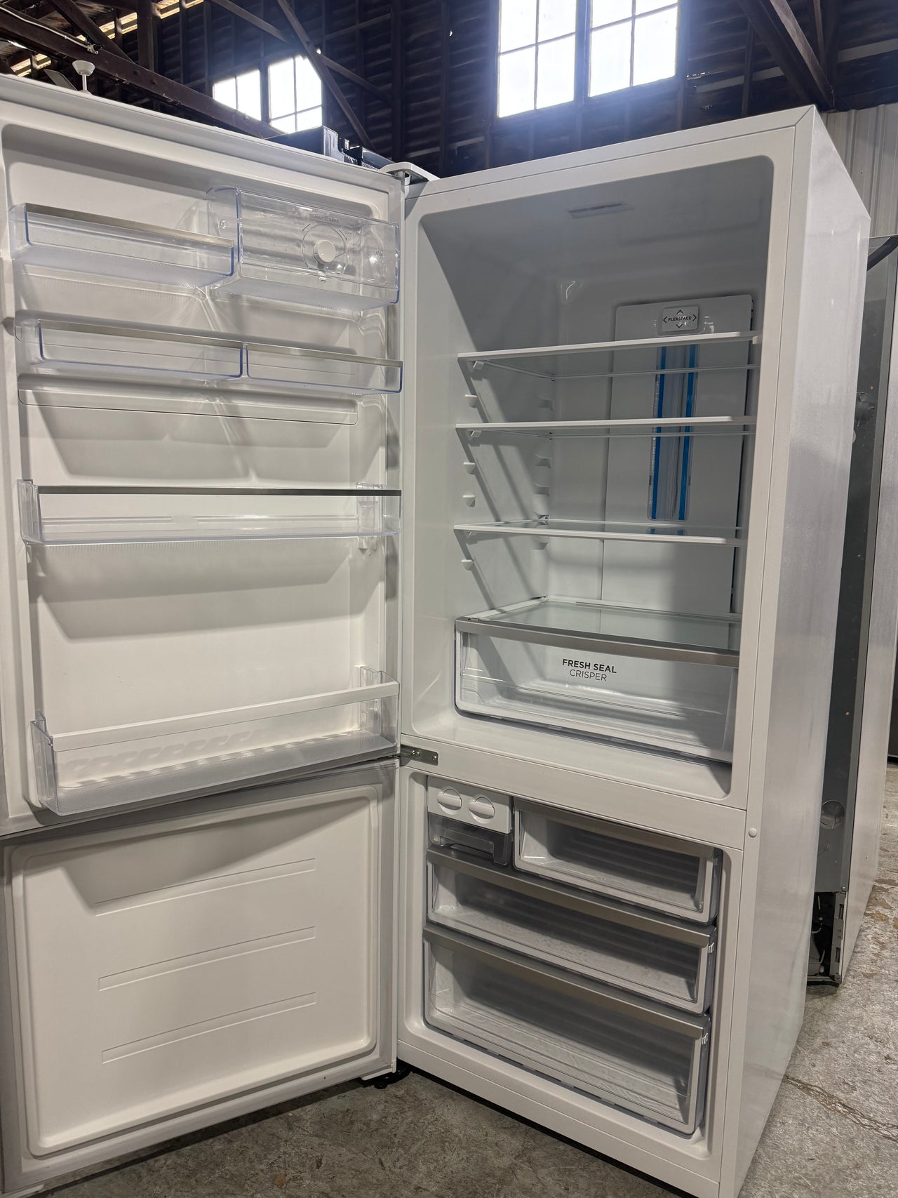Second hand Westinghouse 425L Bottom Mount Fridge –  WBE4302WC - Second Hand Appliances Geebung