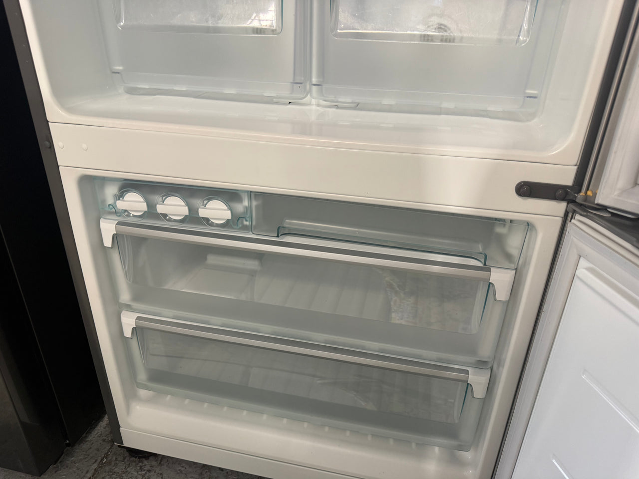 Second hand Westinghouse 510 L Bottom-Mount Refrigerator – WBE5100SCR - Second Hand Appliances Geebung