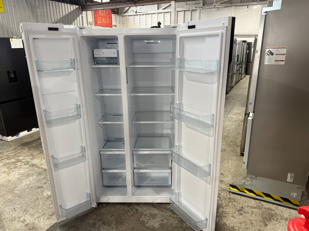 Second hand Westinghouse 624L Side-by-Side Fridge – WSE6200WB - Second Hand Appliances Geebung