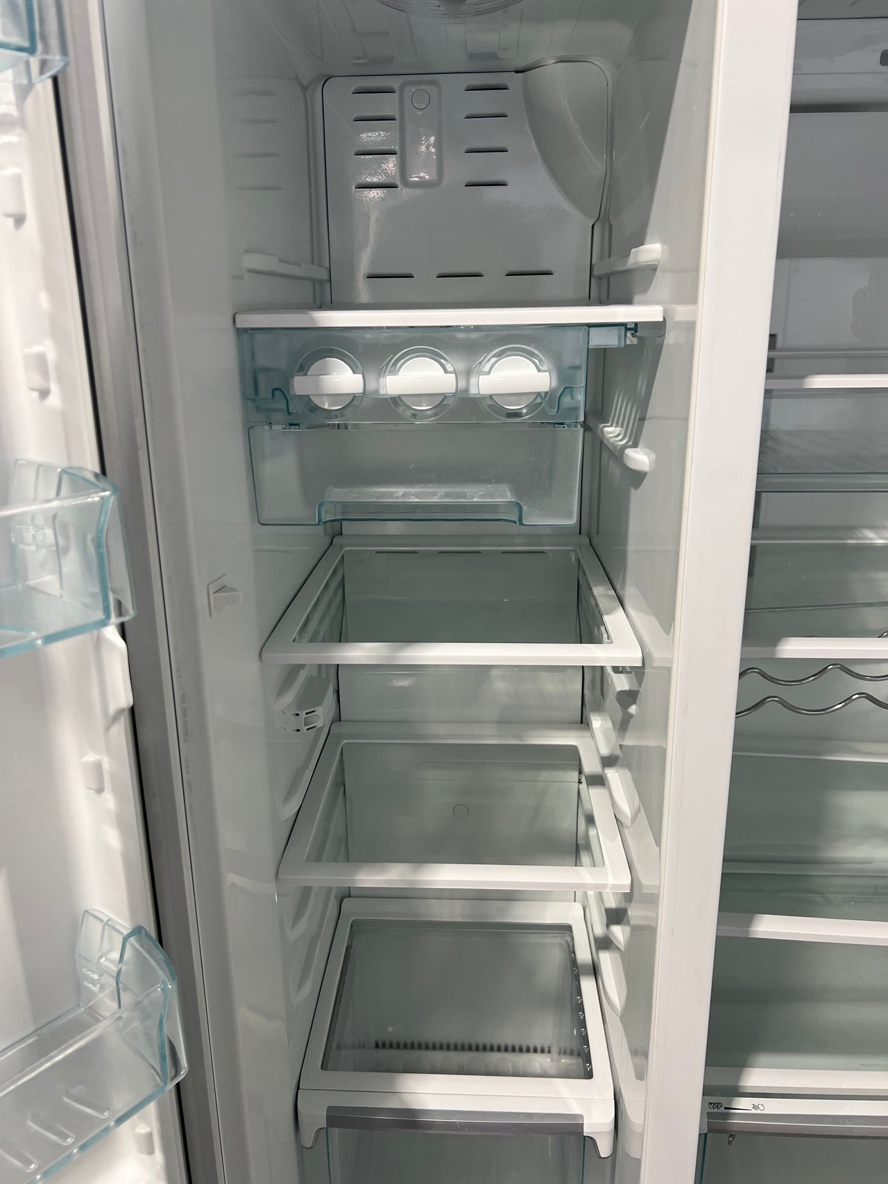 Second hand Westinghouse 700L side by side WSE700WA - Second Hand Appliances Geebung