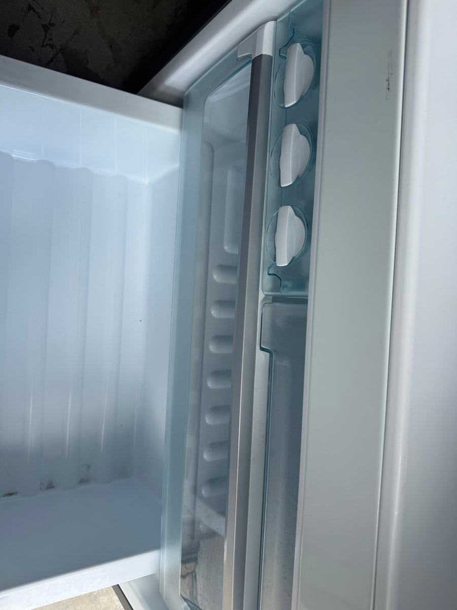 Second hand Westinghouse WHE5100SA-D 510L French Door Fridge - Second Hand Appliances Geebung