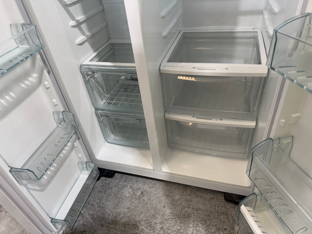 Second hand Westinghouse WSE6100WA 610-liter side-by-side refrigerator-freezer - Second Hand Appliances Geebung