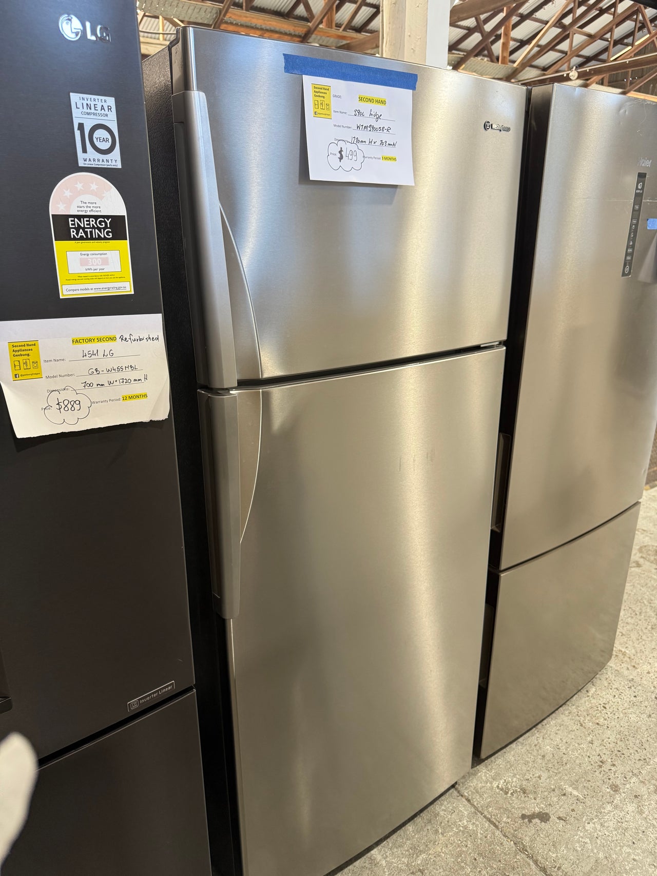 Second hand Westinghouse WTM3900SB 390-liter top-mount refrigerator - Second Hand Appliances Geebung