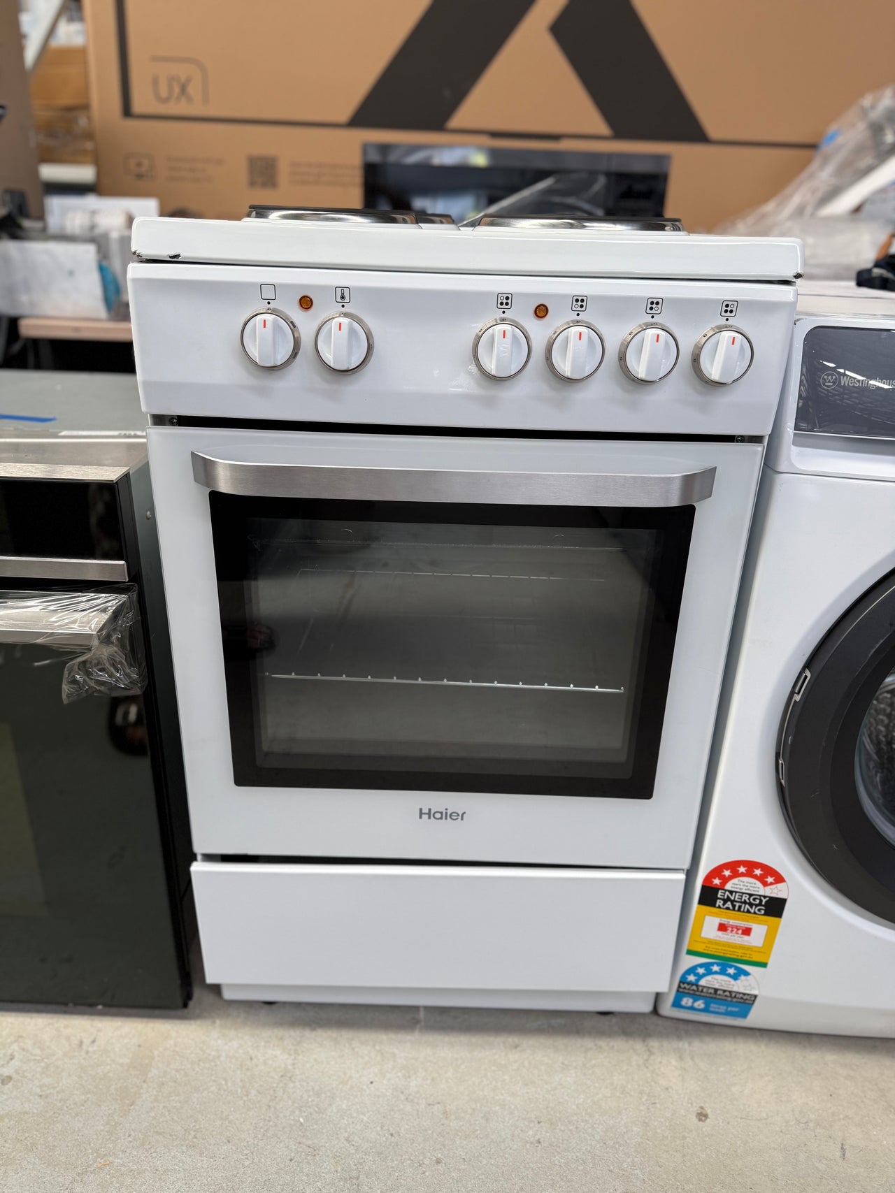 Transportation damaged 54cm 300 Series Freestanding Cooker Solid Hotplate HOR54S5CW1 - Second Hand Appliances Geebung