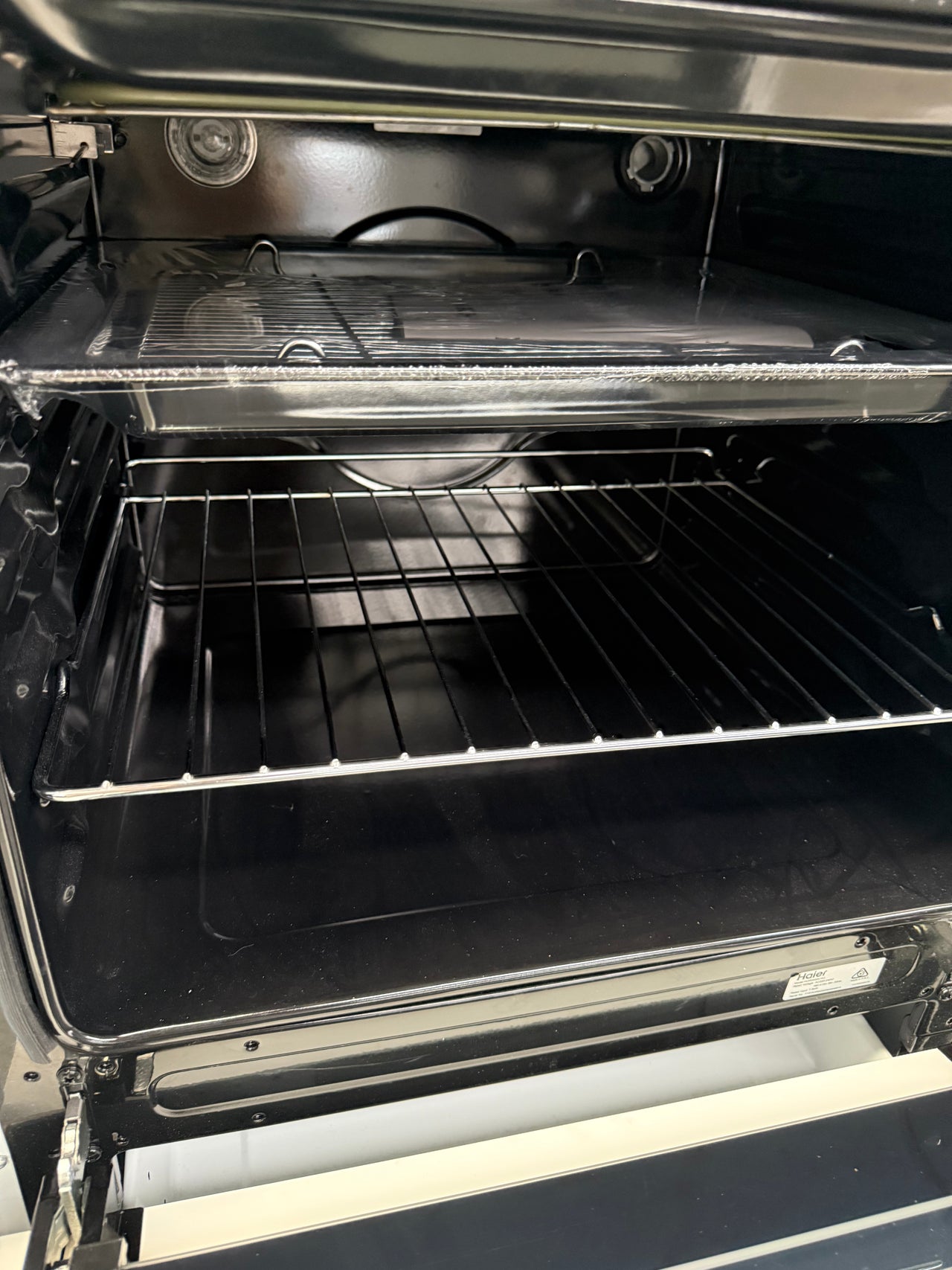 Transportation damaged 54cm 300 Series Freestanding Cooker Solid Hotplate HOR54S5CW1 - Second Hand Appliances Geebung