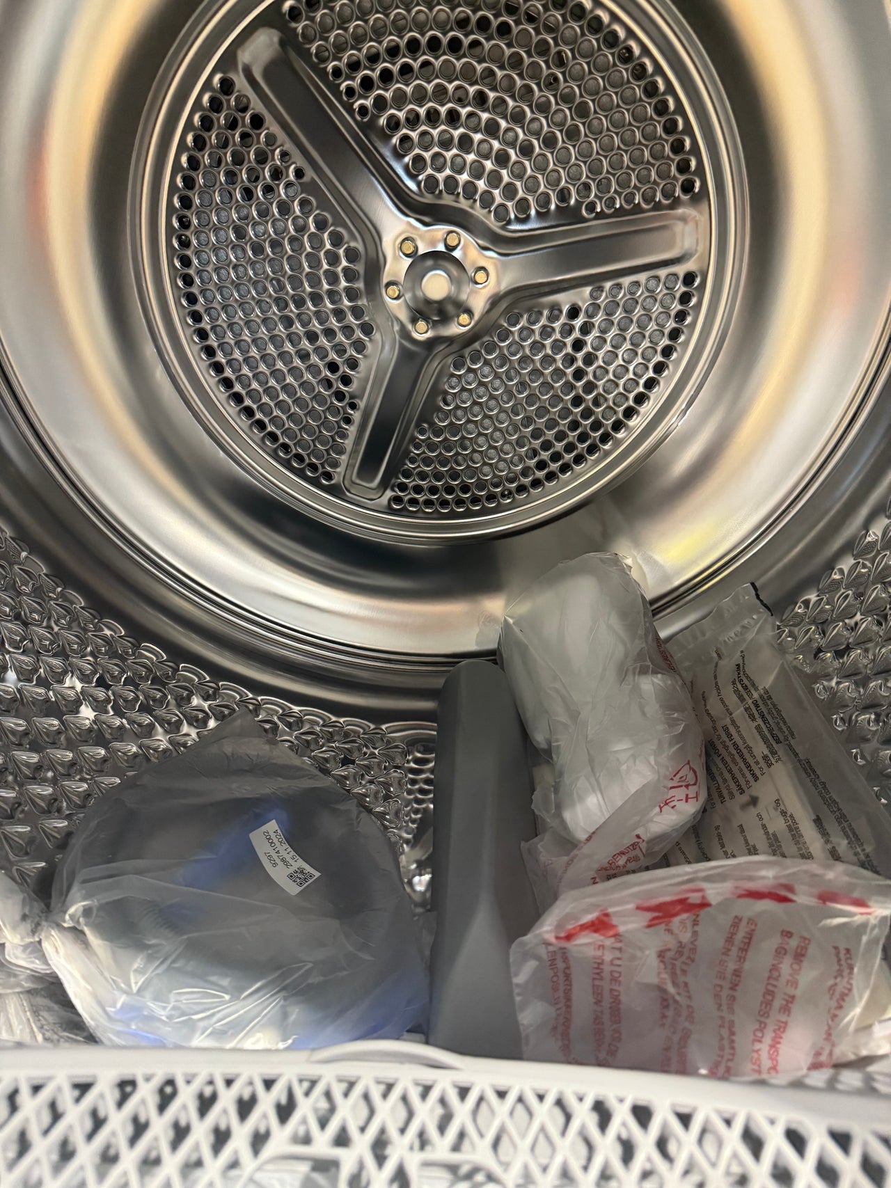 Transportation damaged Beko BDPB904HG 9kg Hybrid Heat Pump Dryer - Second Hand Appliances Geebung