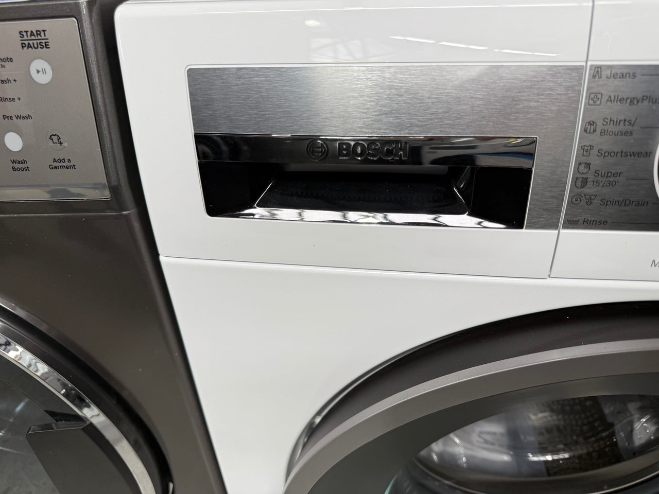 Transportation damaged Bosch 9kg Front Load Washer Model: WGG24402AU - Second Hand Appliances Geebung
