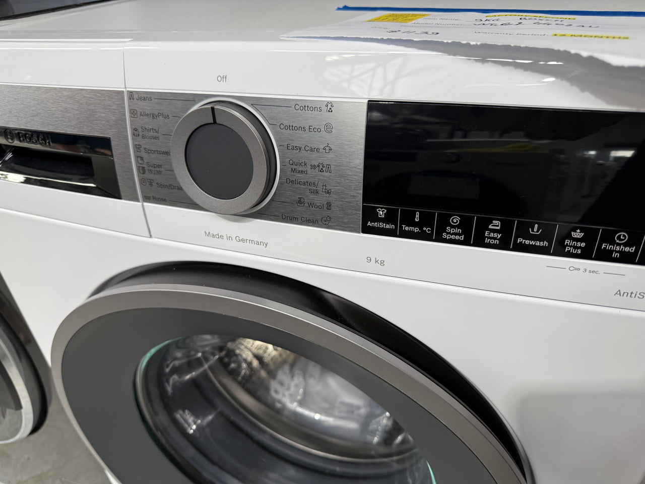 Transportation damaged Bosch 9kg Front Load Washer Model: WGG24402AU - Second Hand Appliances Geebung