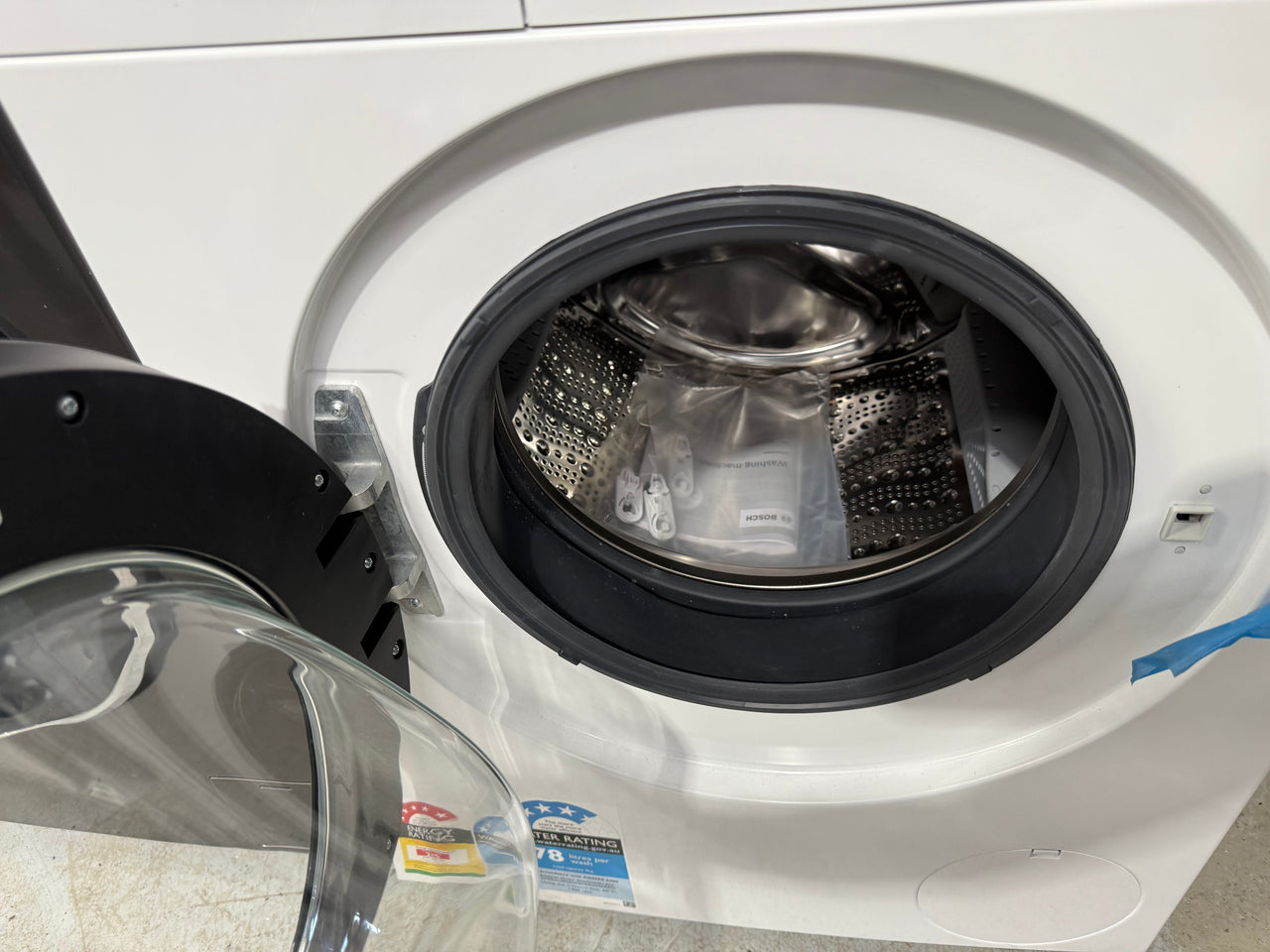Transportation damaged Bosch 9kg Front Load Washer Model: WGG24402AU - Second Hand Appliances Geebung