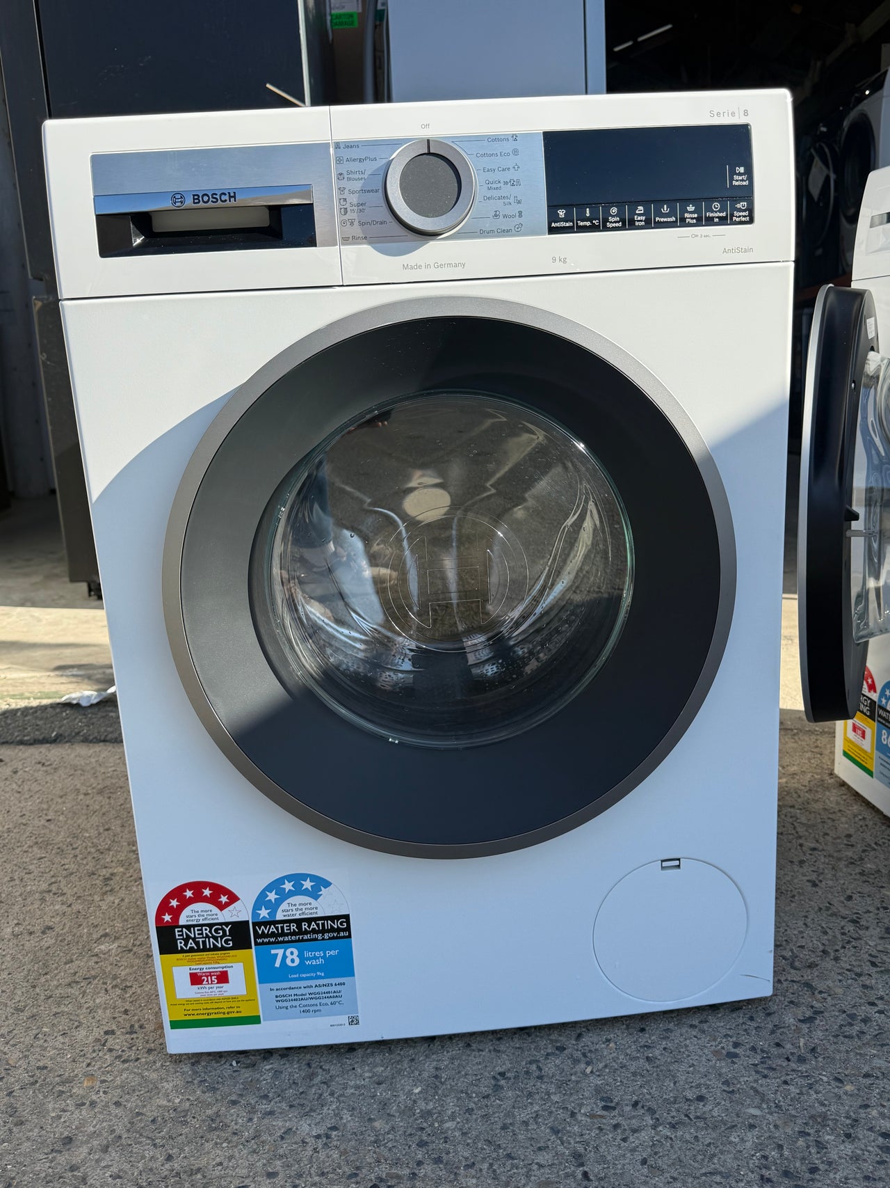 Transportation damaged Bosch 9kg Front Load Washer Model: WGG24402AU - Second Hand Appliances Geebung