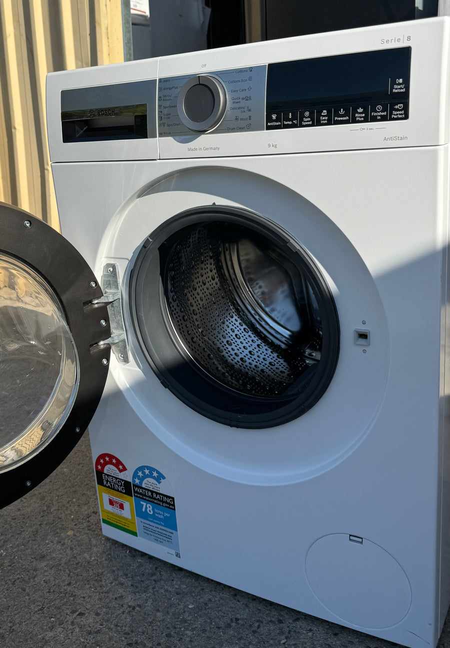 Transportation damaged Bosch 9kg Front Load Washer Model: WGG24402AU - Second Hand Appliances Geebung