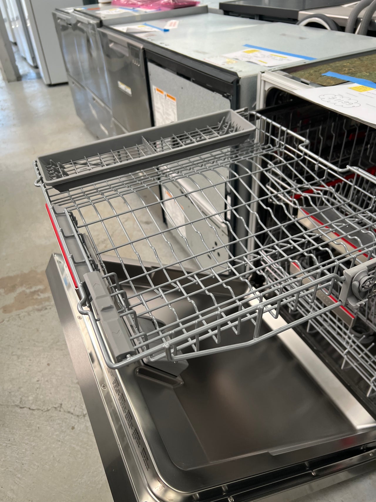 Transportation damaged Bosch Serie 8 Built Under Dishwasher SMU8EDS01A - Second Hand Appliances Geebung