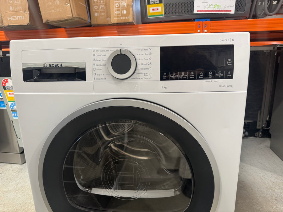 Transportation damaged Bosch Series 6 9kg Heat Pump Dryer – White WQG24200AU - Second Hand Appliances Geebung