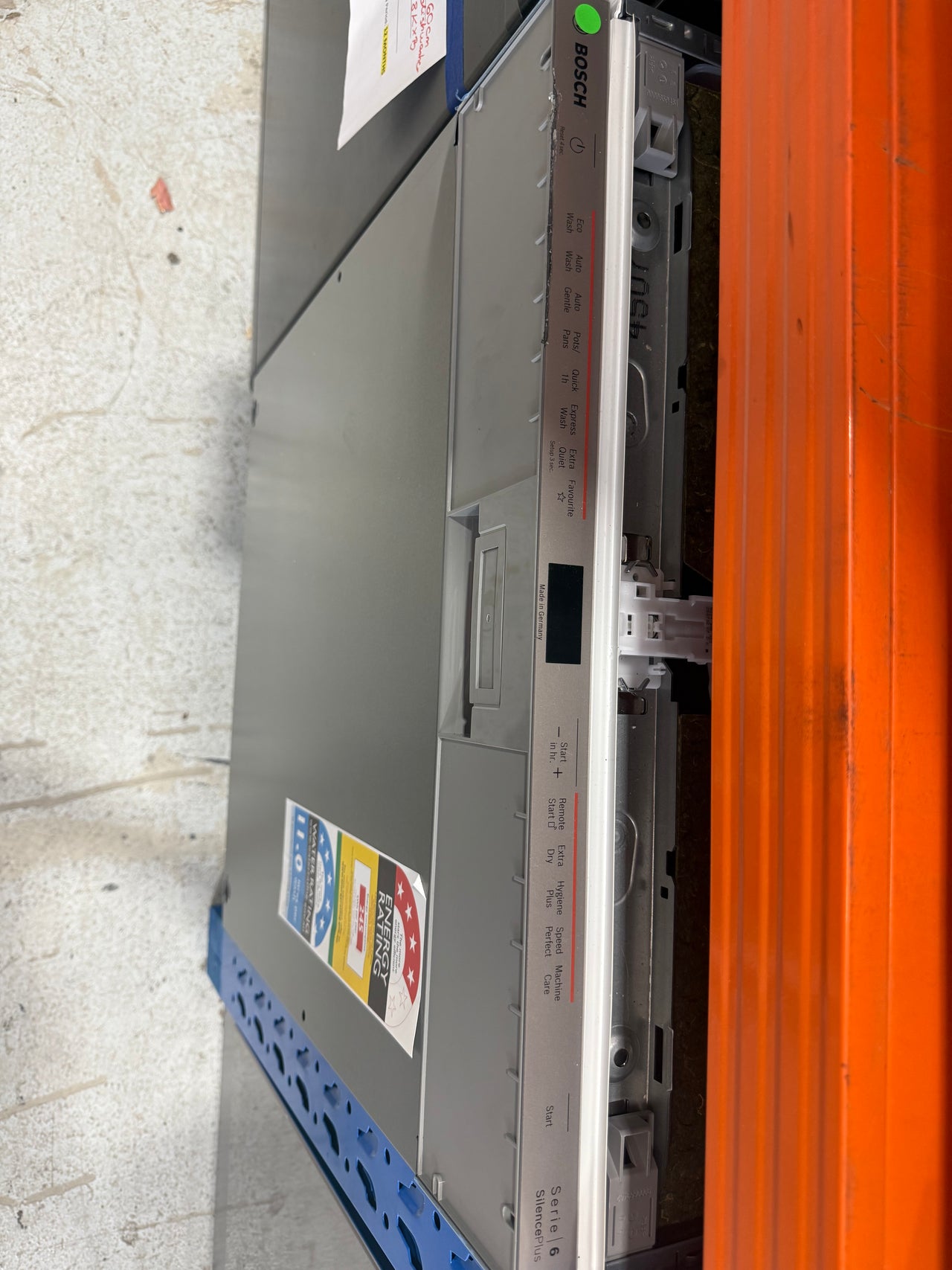 Transportation damaged Bosch Series 6 Fully Integrated Dishwasher  Model: SMV6HCX01A - Second Hand Appliances Geebung