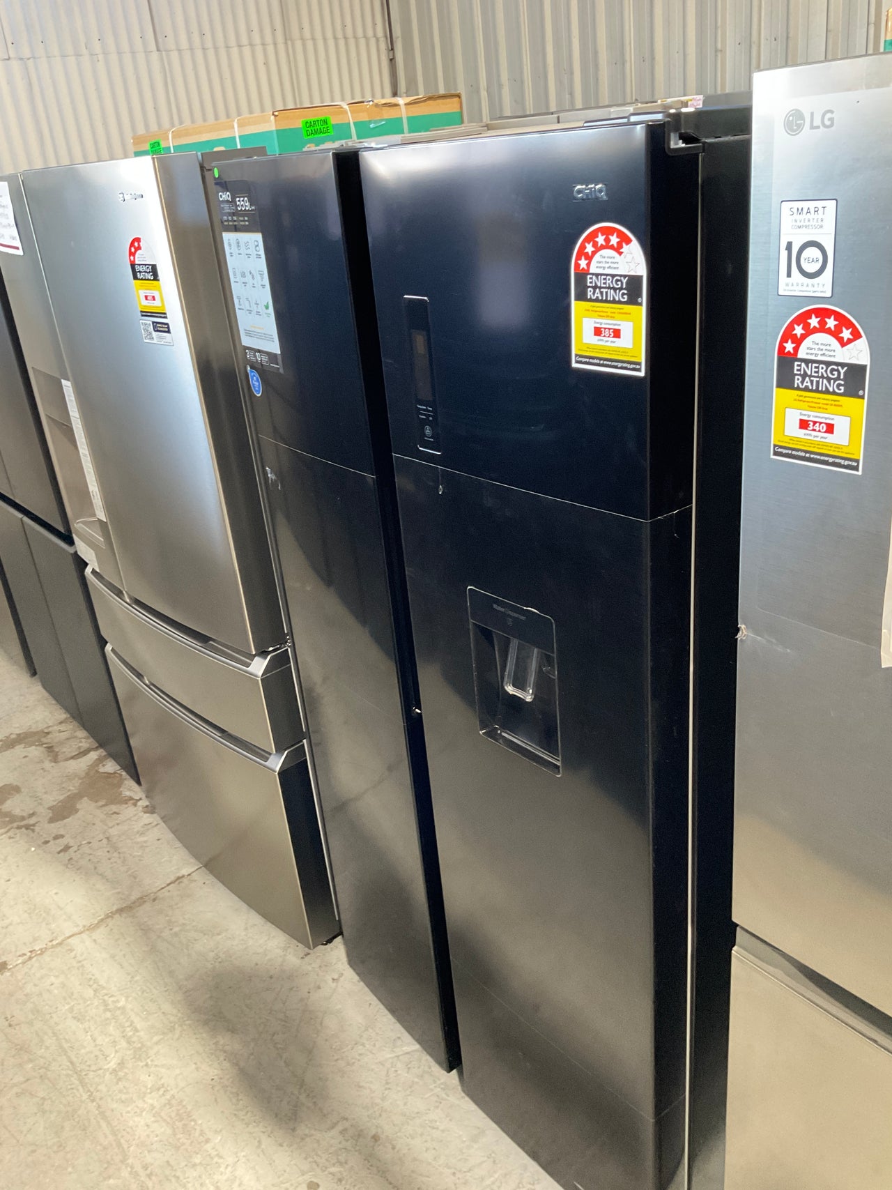 Transportation damaged CHiQ 559L Side-by-Side Refrigerator with Non-Plumbed Water Dispenser – Black CSS556NBD4E - Second Hand Appliances Geebung