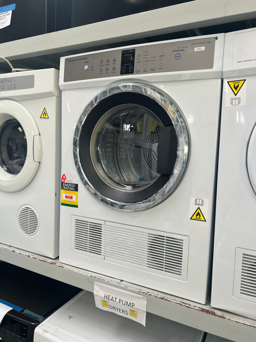 Transportation damaged Fisher&Paykel Fisher &amp; Paykel&nbsp;7kg Sensor Dryer Model: DE7060G2 - Second Hand Appliances Geebung
