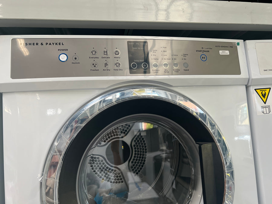 Transportation damaged Fisher&Paykel Fisher &amp; Paykel&nbsp;7kg Sensor Dryer Model: DE7060G2 - Second Hand Appliances Geebung