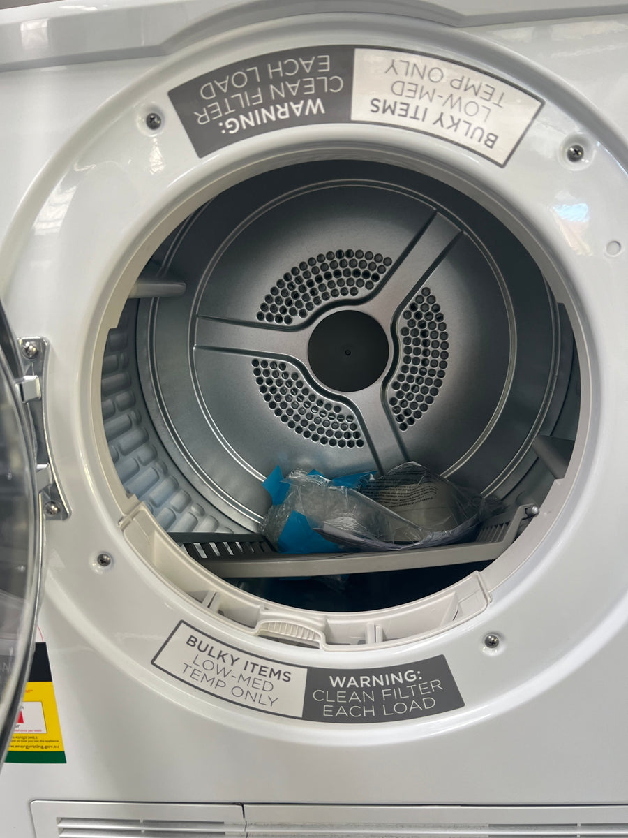 Transportation damaged Fisher&Paykel Fisher &amp; Paykel&nbsp;7kg Sensor Dryer Model: DE7060G2 - Second Hand Appliances Geebung