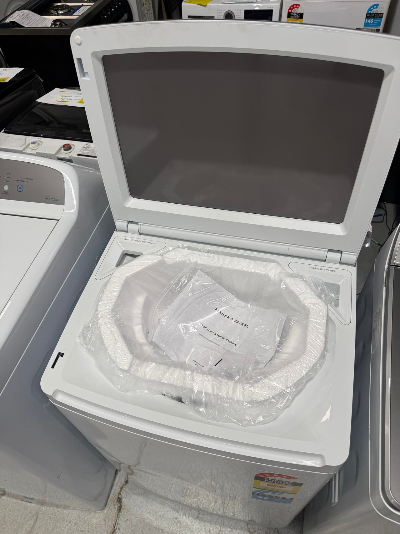Transportation damaged Fisher & Paykel 9kg Top Load Washing Machine – WL9058G1 - Second Hand Appliances Geebung