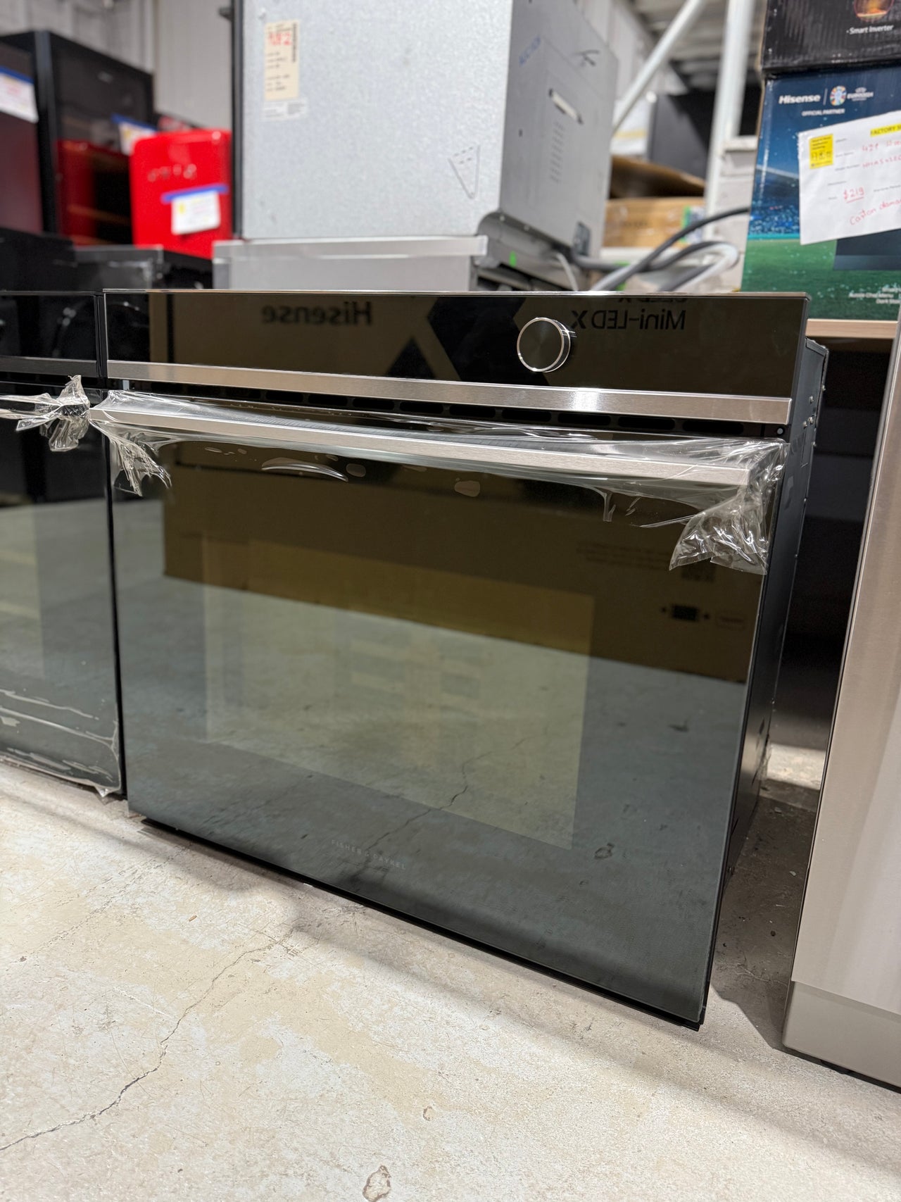 Transportation damaged Fisher & Paykel OB76SDPTDX2 76cm Series 9 built-in pyrolytic oven - Second Hand Appliances Geebung