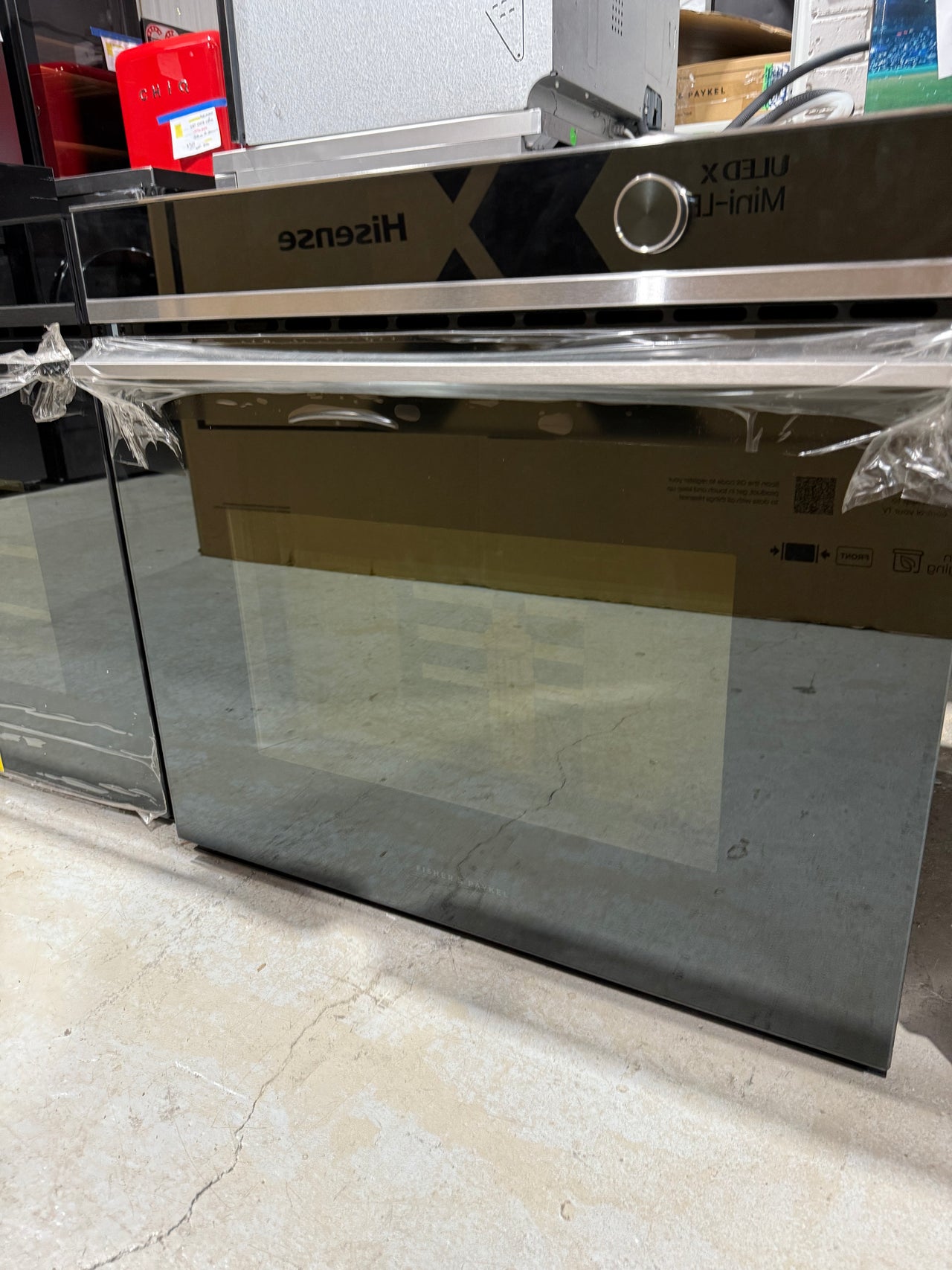 Transportation damaged Fisher & Paykel OB76SDPTDX2 76cm Series 9 built-in pyrolytic oven - Second Hand Appliances Geebung