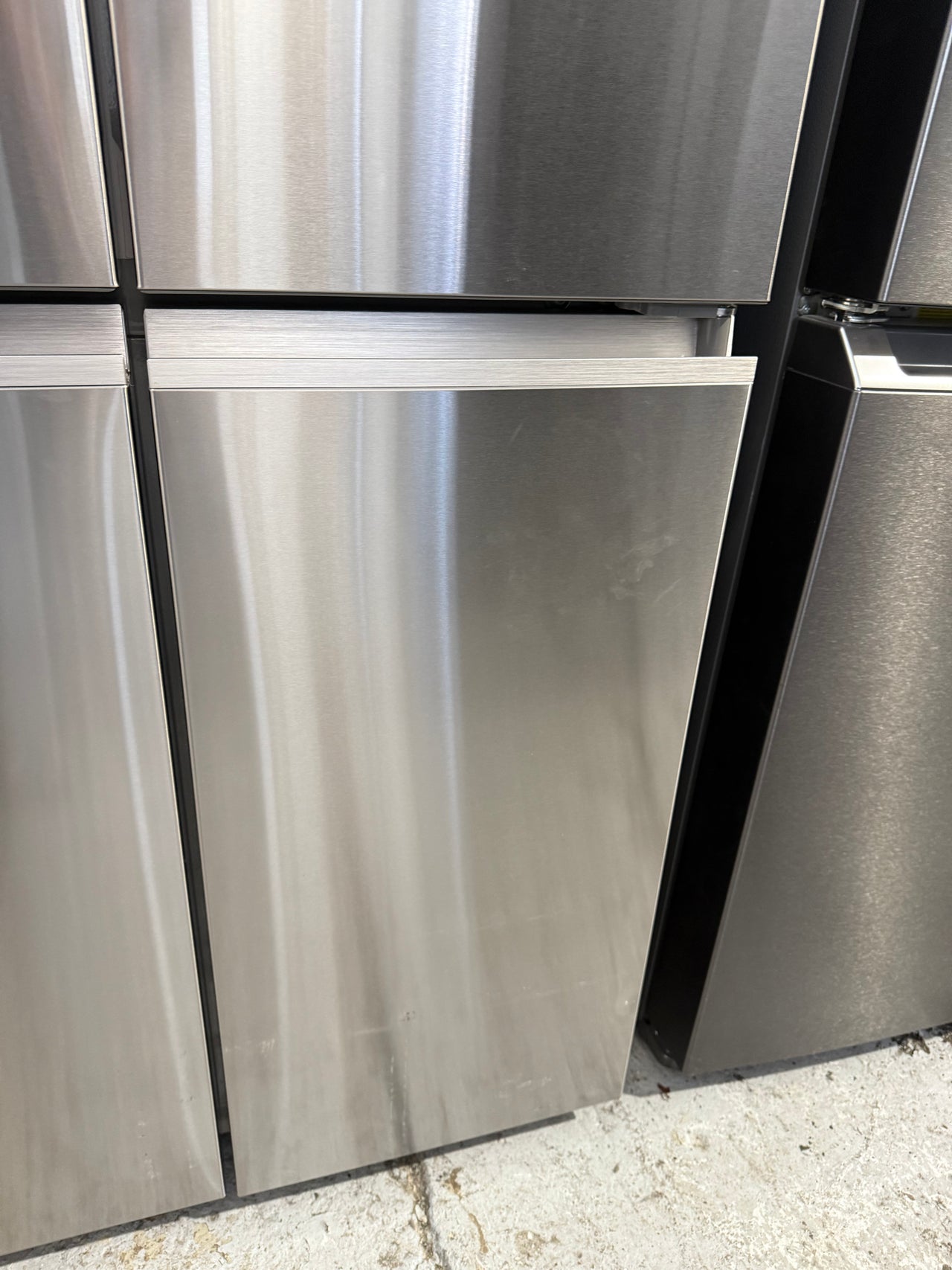 Transportation damaged Fisher & Paykel RF500QNX1 498L Quad Door Fridge - Second Hand Appliances Geebung