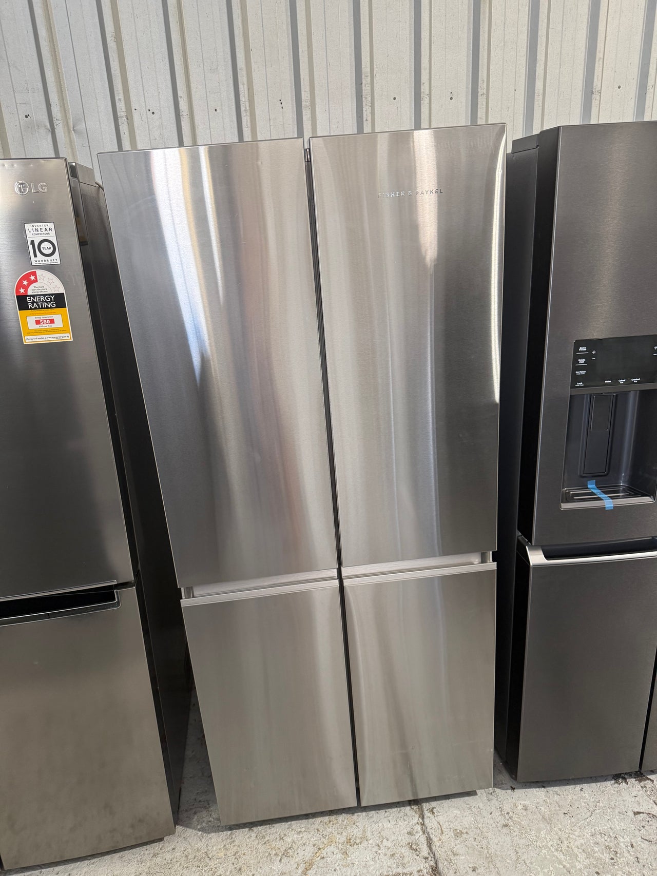 Transportation damaged Fisher & Paykel RF500QNX1 498L Quad Door Fridge - Second Hand Appliances Geebung