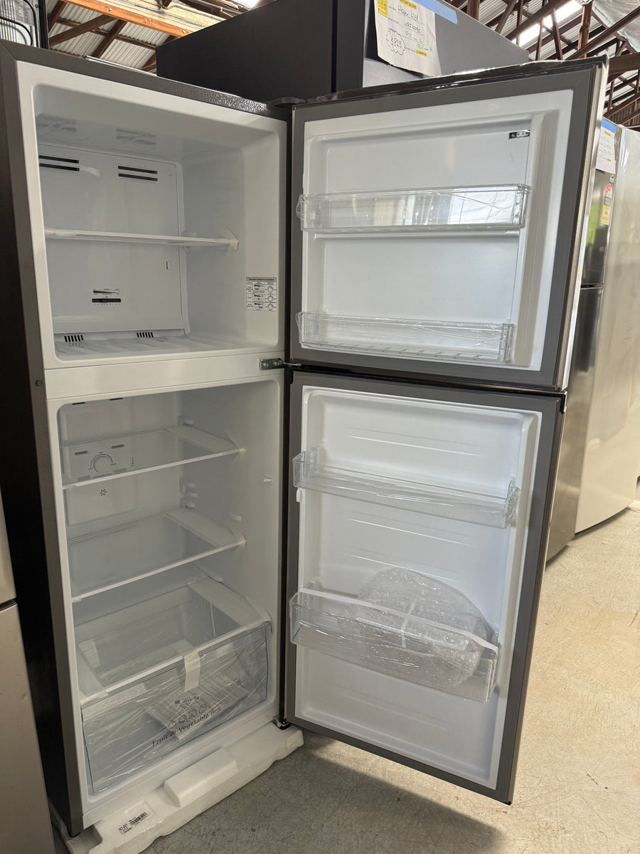 Transportation damaged Hisense 205L Top Mount Fridge – HRTF206S - Second Hand Appliances Geebung