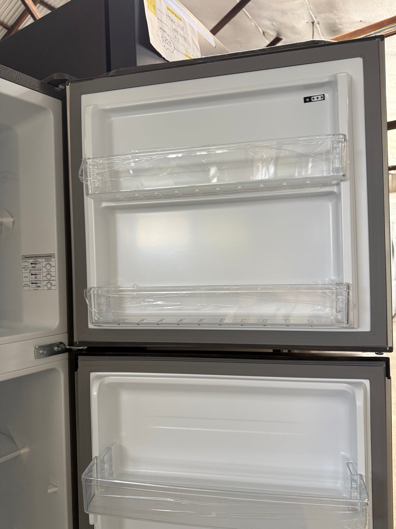 Transportation damaged Hisense 205L Top Mount Fridge – HRTF206S - Second Hand Appliances Geebung