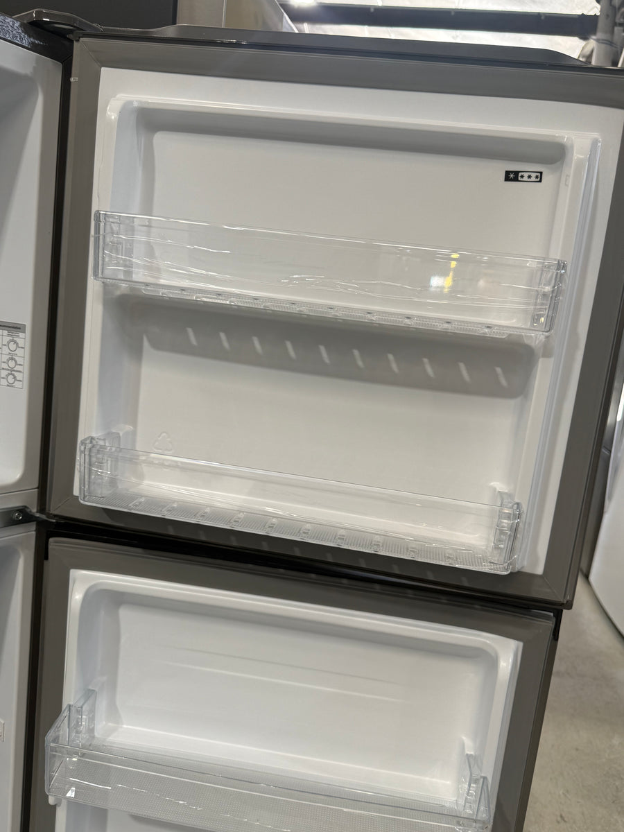 Transportation damaged Hisense 205L Top Mount Fridge – HRTF206S - Second Hand Appliances Geebung