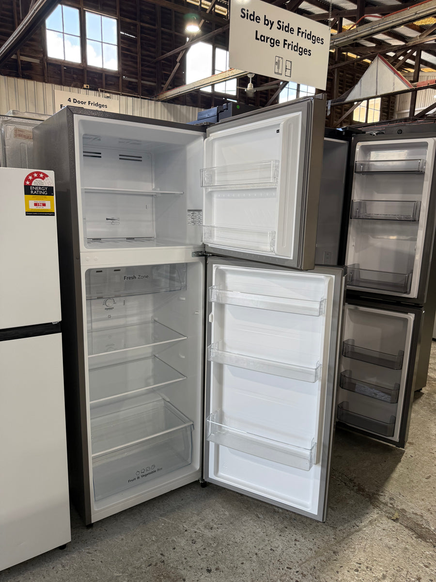 Buy Transportation damaged Hisense 326 L Top Mount Refrigerator HRTF325S (Silver) |  | [product_variant] | Second Hand Appliances Geebung Brisbane