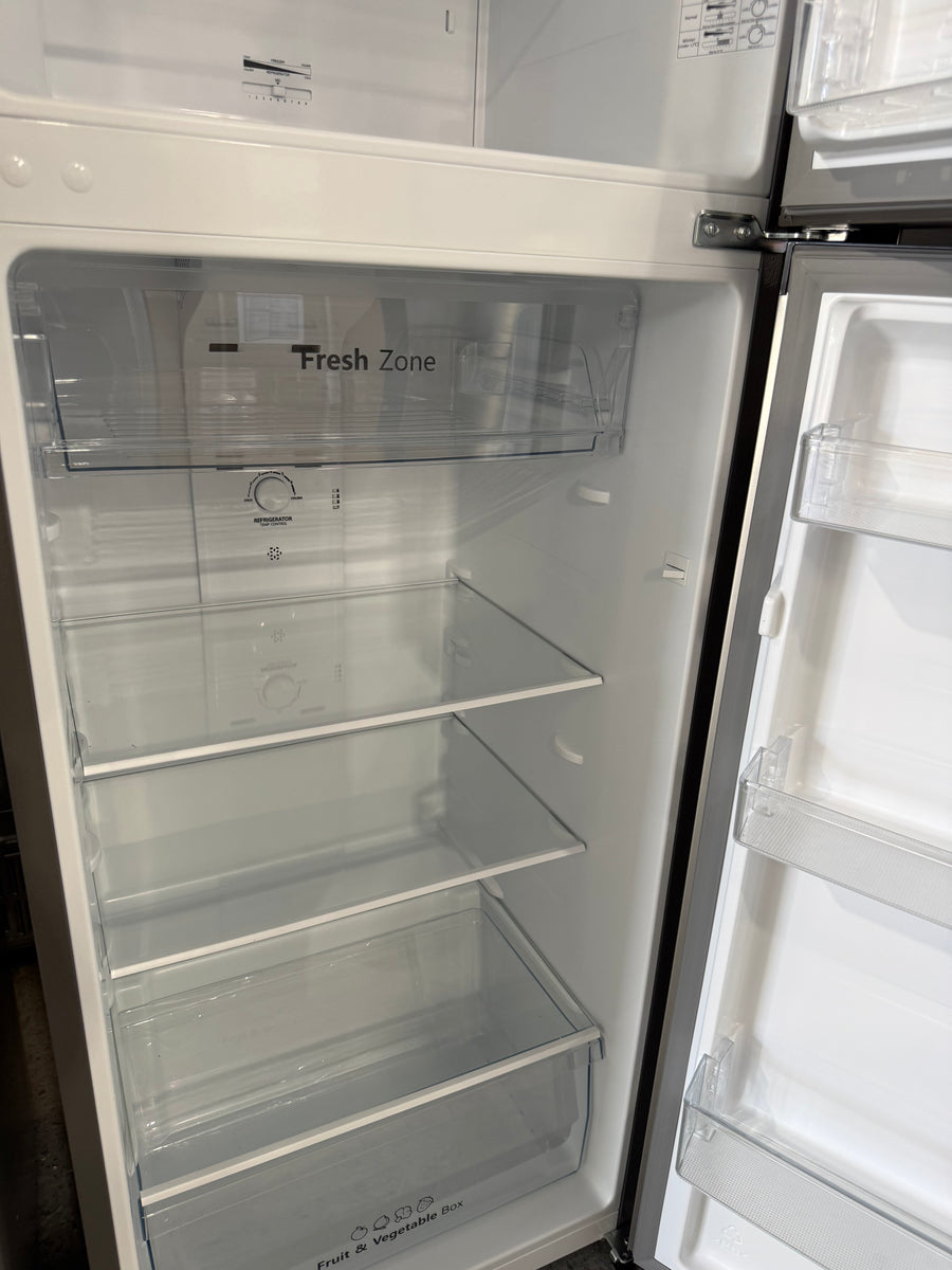 Buy Transportation damaged Hisense 326 L Top Mount Refrigerator HRTF325S (Silver) |  | [product_variant] | Second Hand Appliances Geebung Brisbane