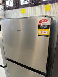 Thumbnail for Buy Transportation damaged Hisense 326 L Top Mount Refrigerator HRTF325S (Silver) |  | [product_variant] | Second Hand Appliances Geebung Brisbane