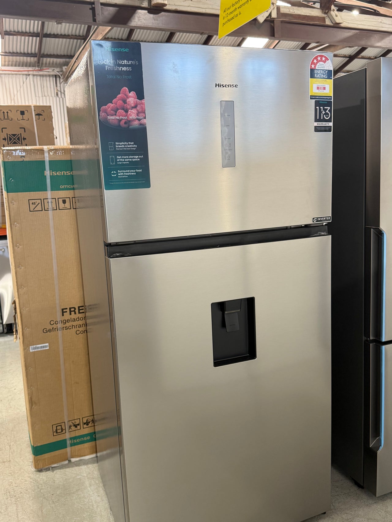 Transportation damaged Hisense 496L Top Mount refrigerator HRTF496SW - Second Hand Appliances Geebung