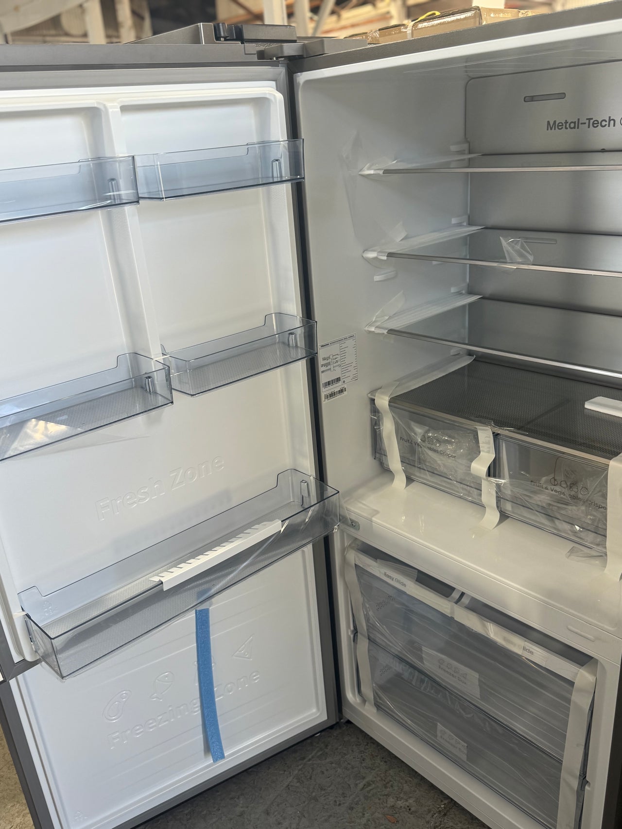 Transportation damaged Hisense 503L PureFlat Bottom Mount Refrigerator – HRBM503S - Second Hand Appliances Geebung