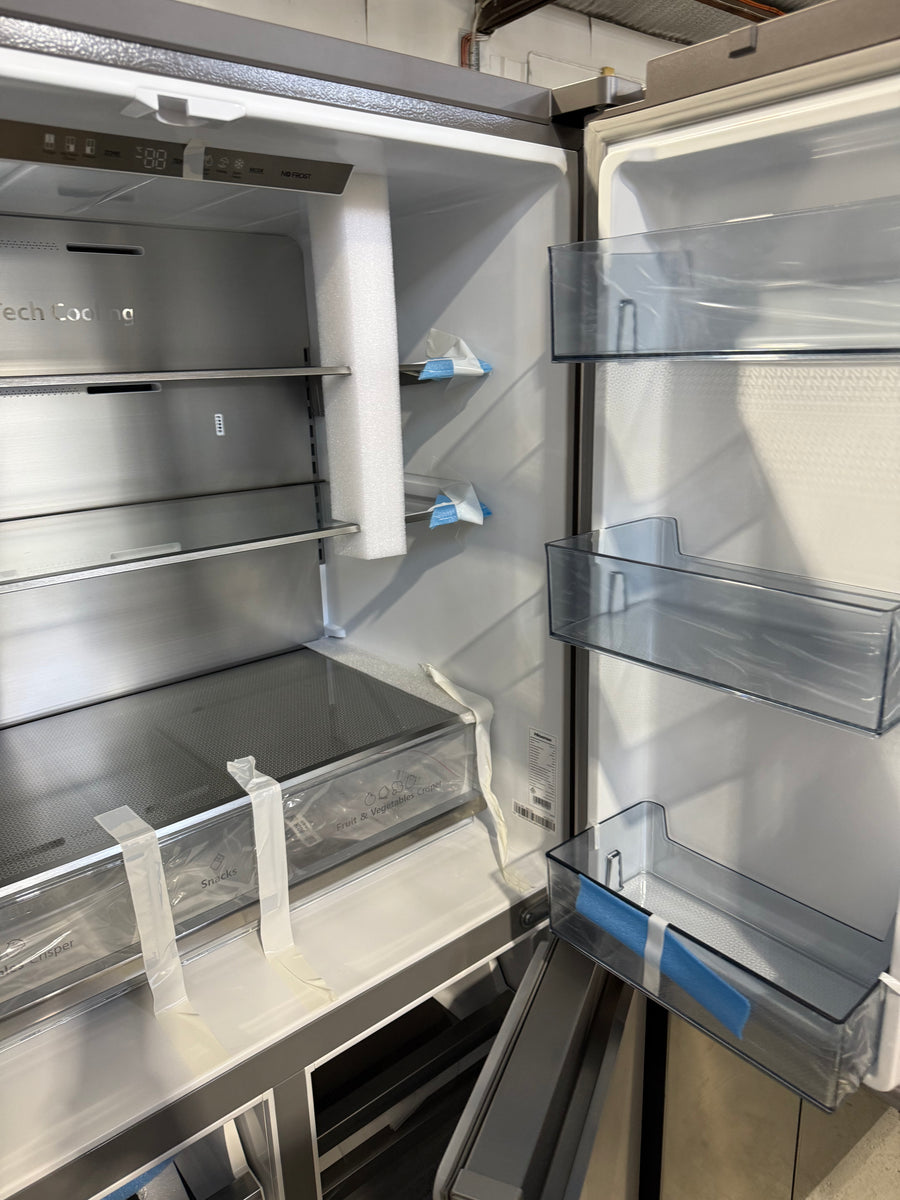 Transportation damaged Hisense 609L French Door Refrigerator Model: HRCD610TS - Second Hand Appliances Geebung