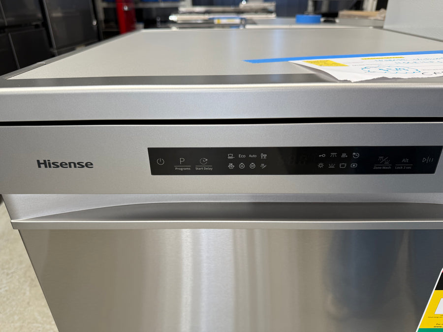 Transportation damaged Hisense 60cm Freestanding Dishwasher Model:HSCE14FS - Second Hand Appliances Geebung