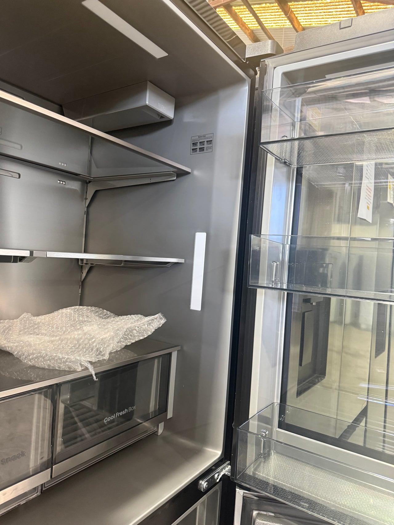 Transportation damaged Hisense HRCD615TBWV 615L PureView French Door Fridge - Second Hand Appliances Geebung