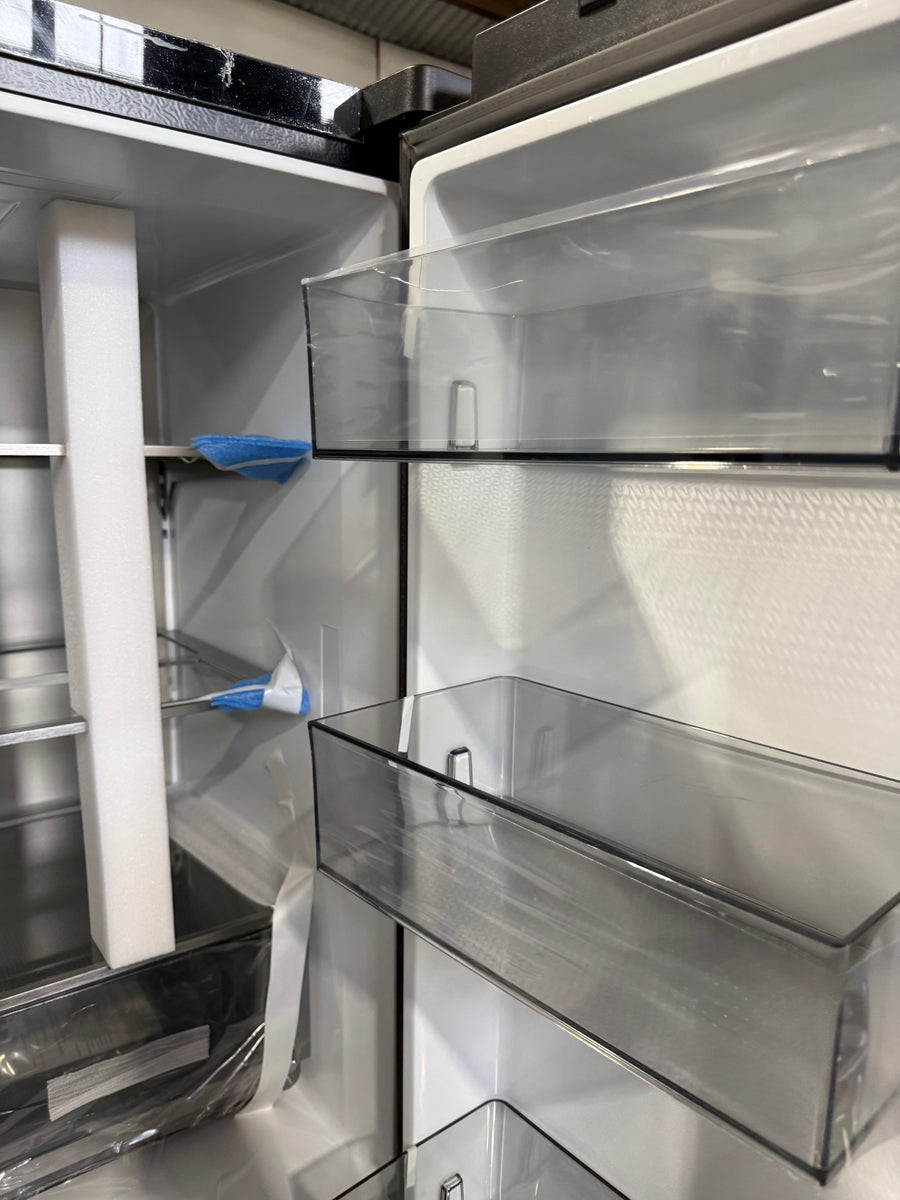 Transportation damaged Hisense HRCD640TBW 640L French Door Refrigerator – Stylish, Spacious &Energy Efficient - Second Hand Appliances Geebung