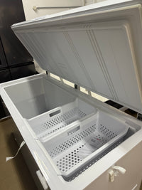 Thumbnail for Transportation damaged Hisense HRCF501 500L Hybrid Chest Freezer - Second Hand Appliances Geebung