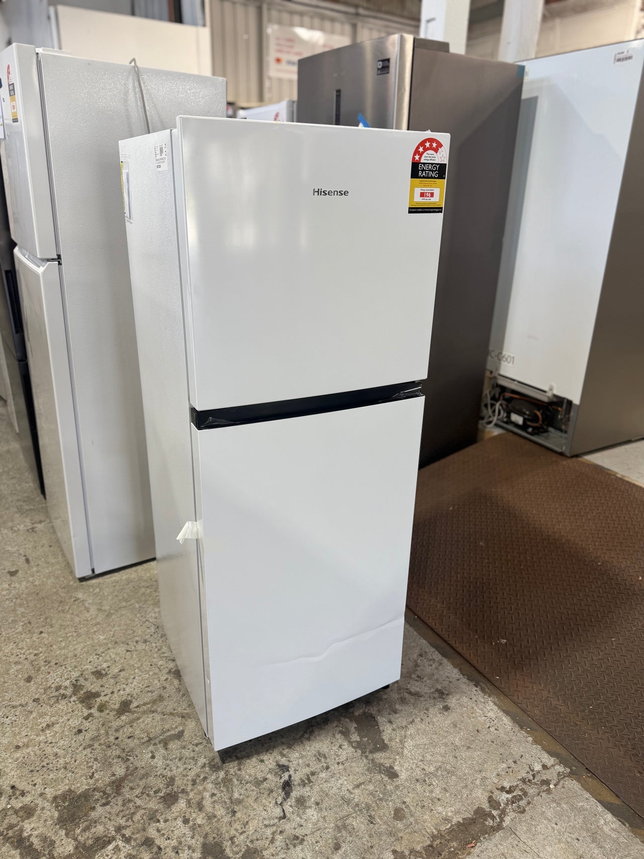Buy Transportation damaged Hisense HRTF206 205L Top Mount Refrigerator – White |  | [product_variant] | Second Hand Appliances Geebung Brisbane
