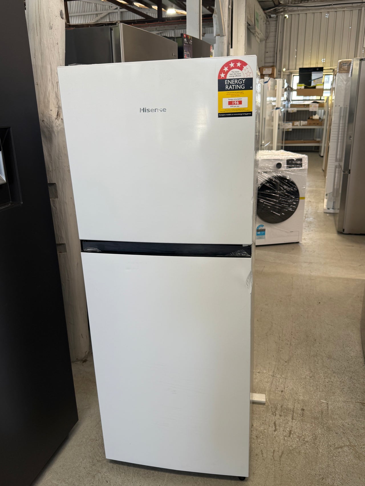 Transportation damaged Hisense HRTF206 205L Top Mount Refrigerator – White - Second Hand Appliances Geebung