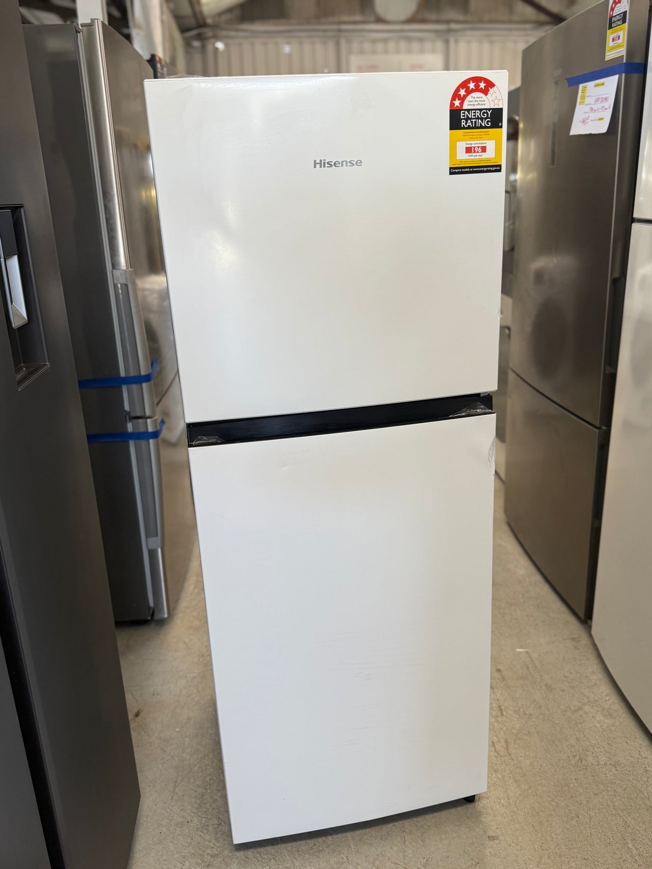 Transportation damaged Hisense HRTF206 205L Top Mount Refrigerator – White - Second Hand Appliances Geebung