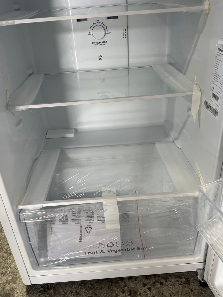 Transportation damaged Hisense HRTF206 205L Top Mount Refrigerator – White - Second Hand Appliances Geebung