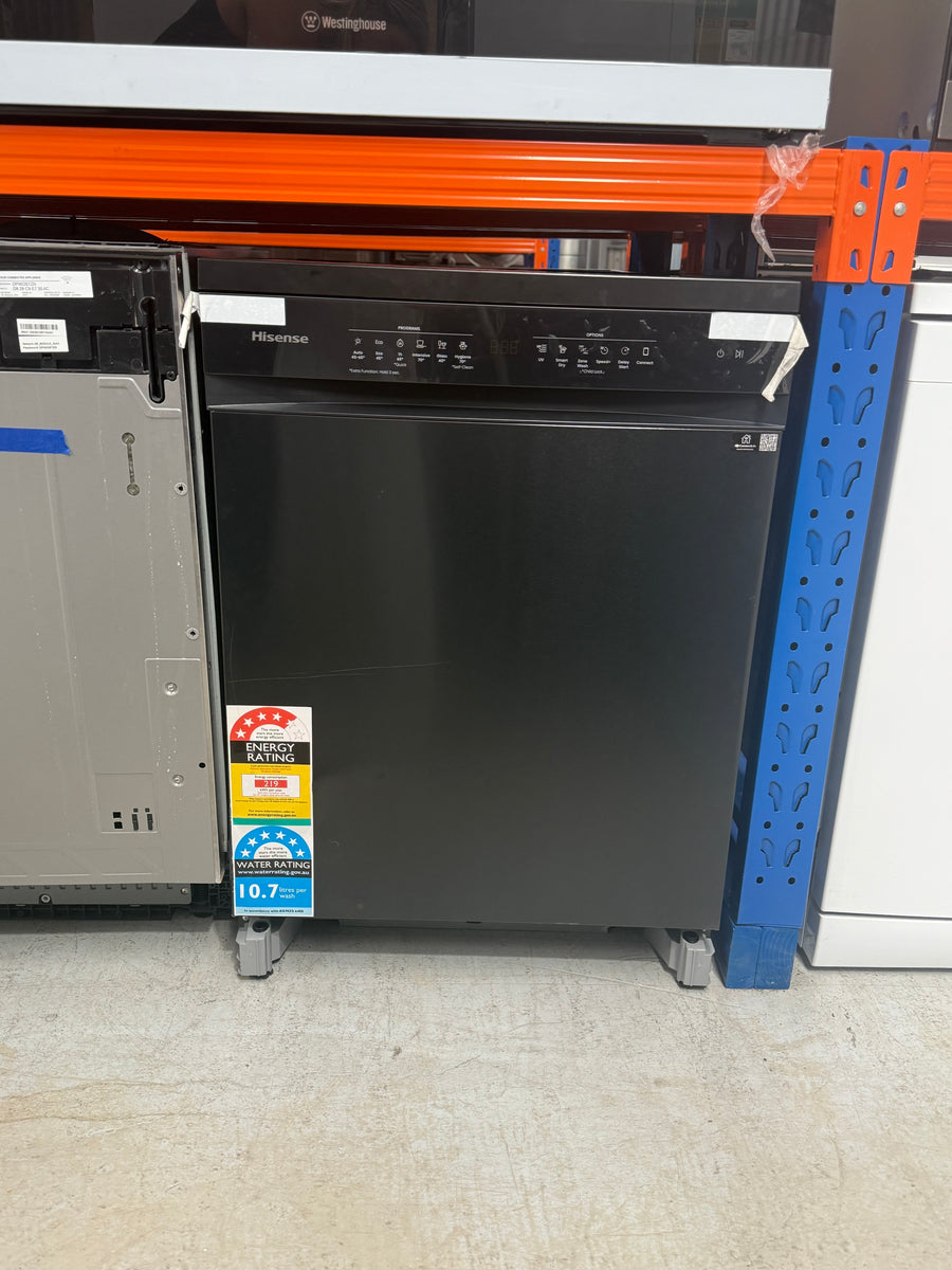 Transportation damaged Hisense HSAP16FB 16-Place Freestanding Dishwasher – Black Steel - Second Hand Appliances Geebung